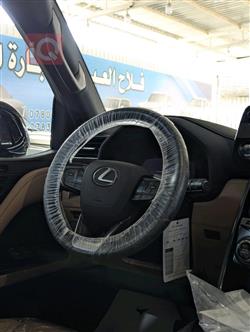 لكزس LX